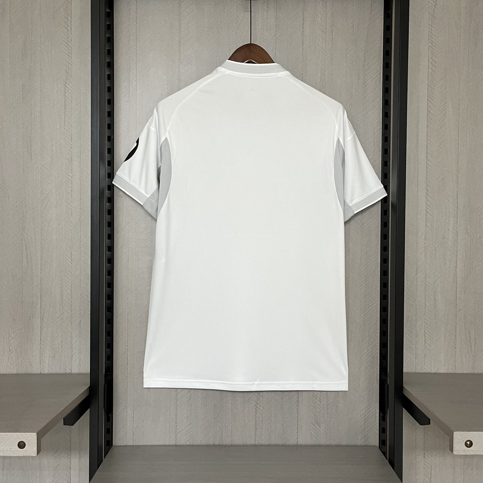 Real Madrid - 25/26 - Image 3