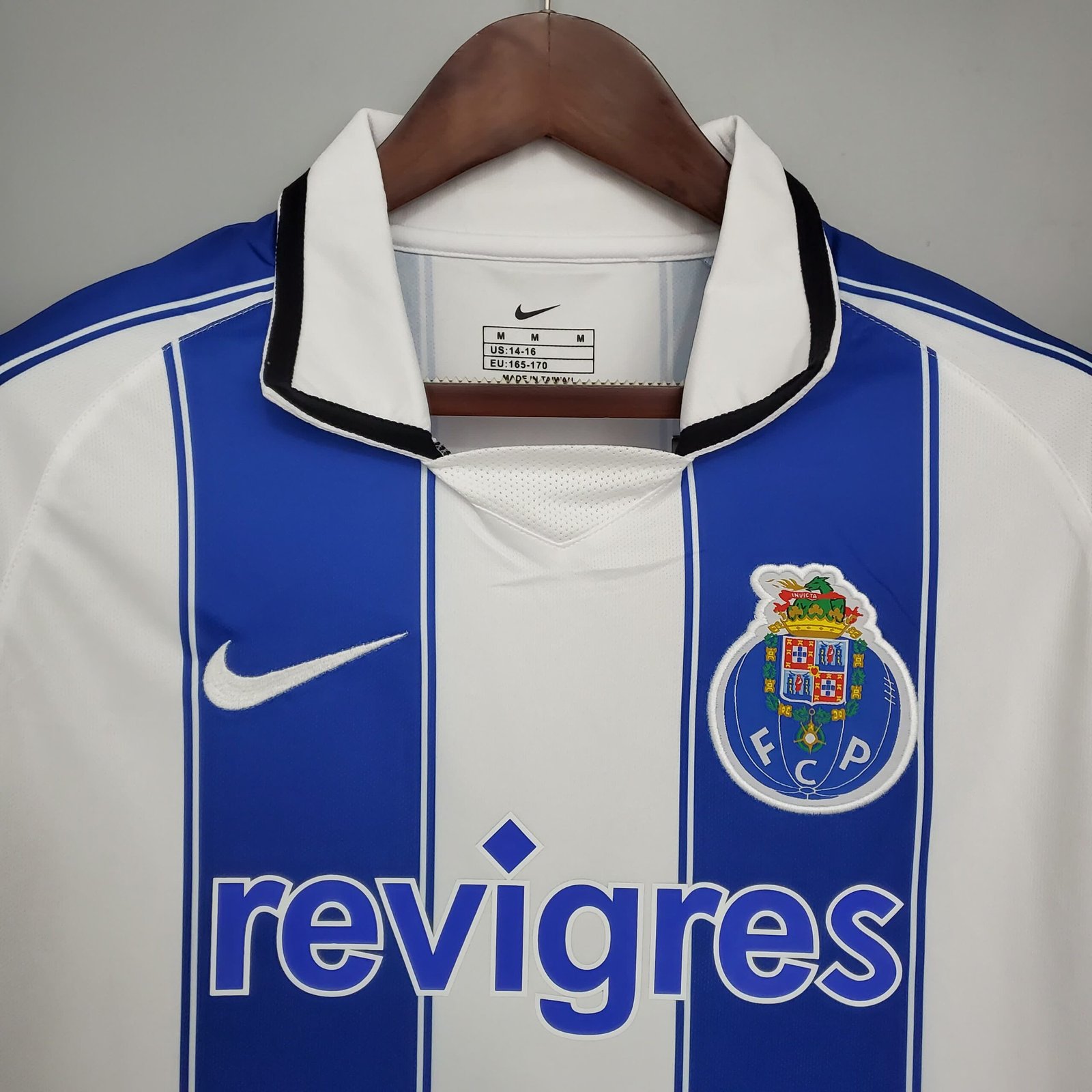 FC Porto - Retro 03/04 - Image 2