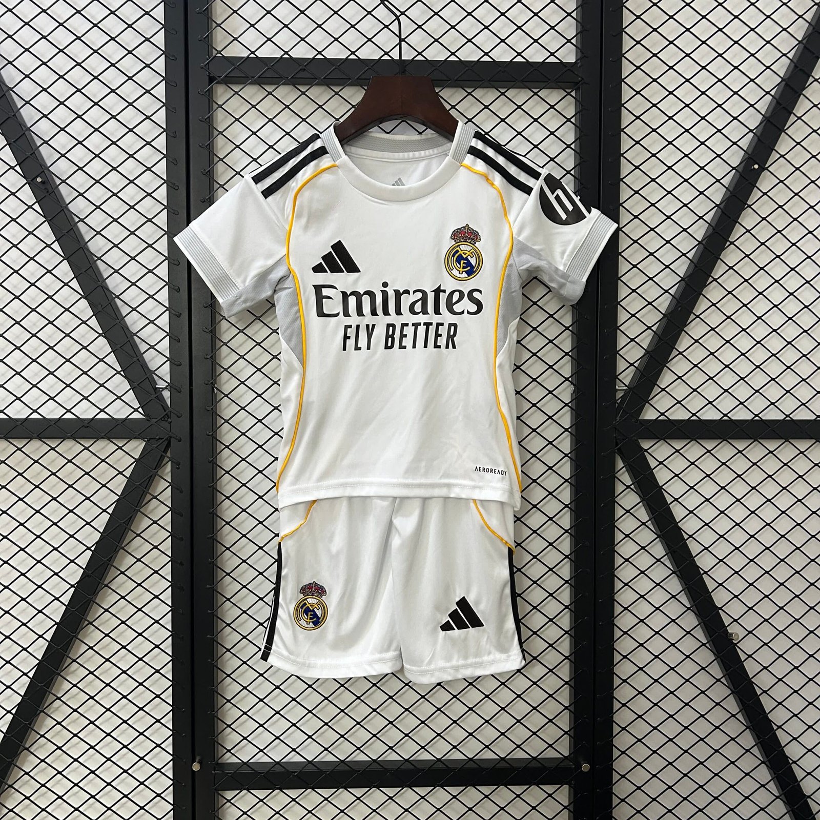 Kit Criança Real Madrid II - 25/26